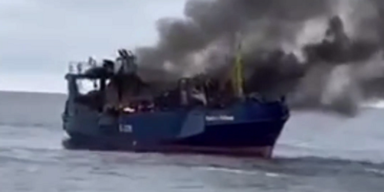 (ВИДЕО) Русите го погодија сопствениот брод со проектил во Балтичкото Море, загинаа тројца членови на екипажот